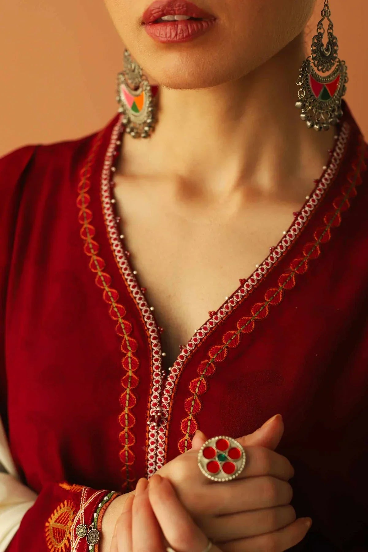 KHADDAR 3PC EMBROIDERED DRESS EMBROIDERED SHAWL D-339