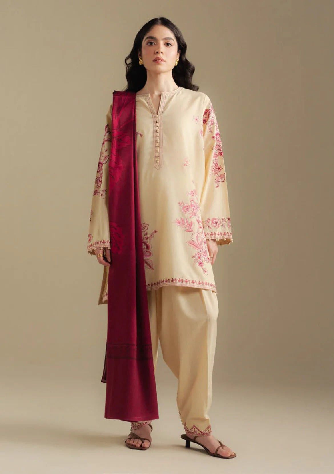 MFLN-1025 3PC DHANAK EMBROIDERED SUIT-PK-5746