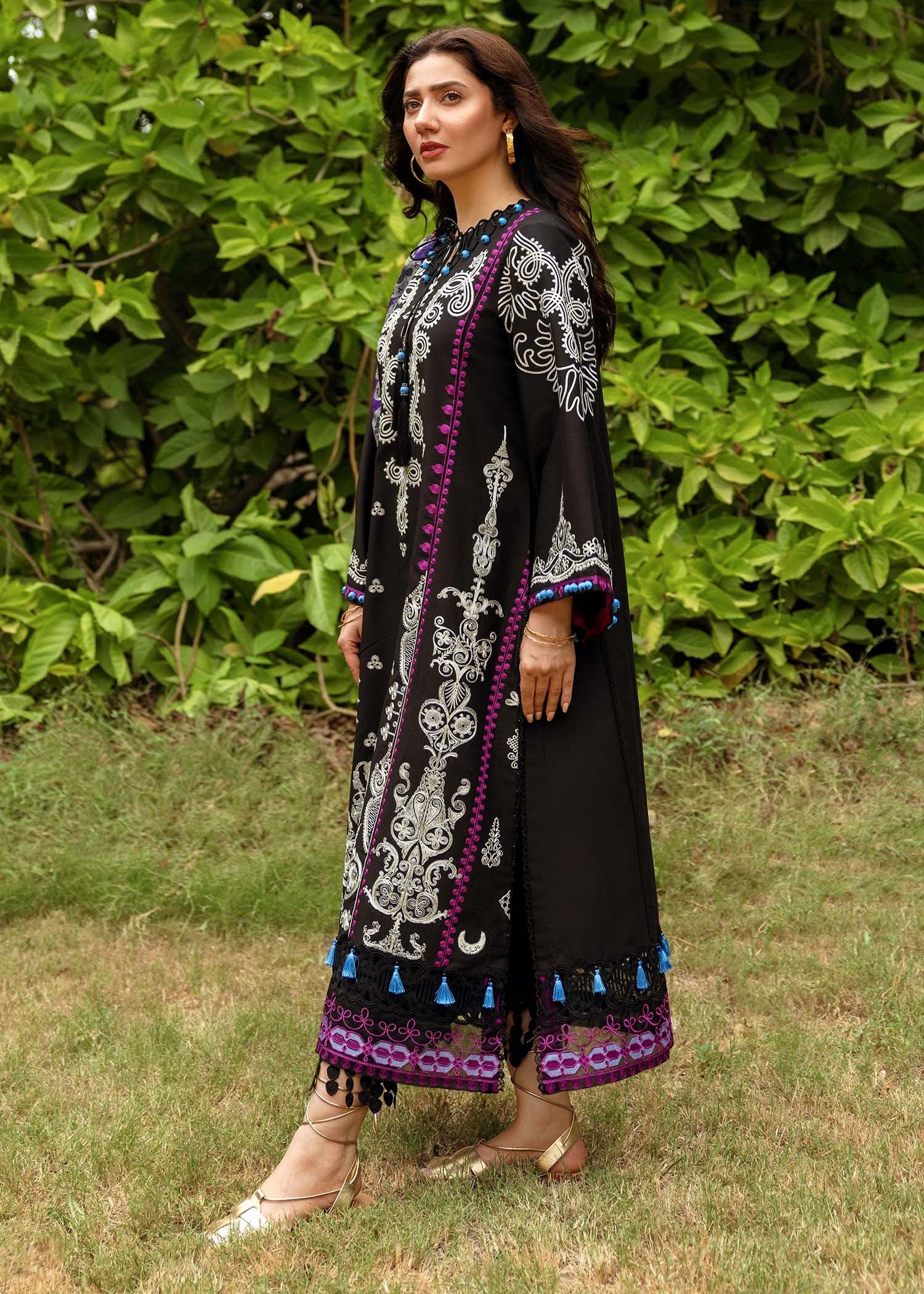 Helen - MFLN-1018 3PC DHANAK EMBROIDERED SUIT-PK-5746