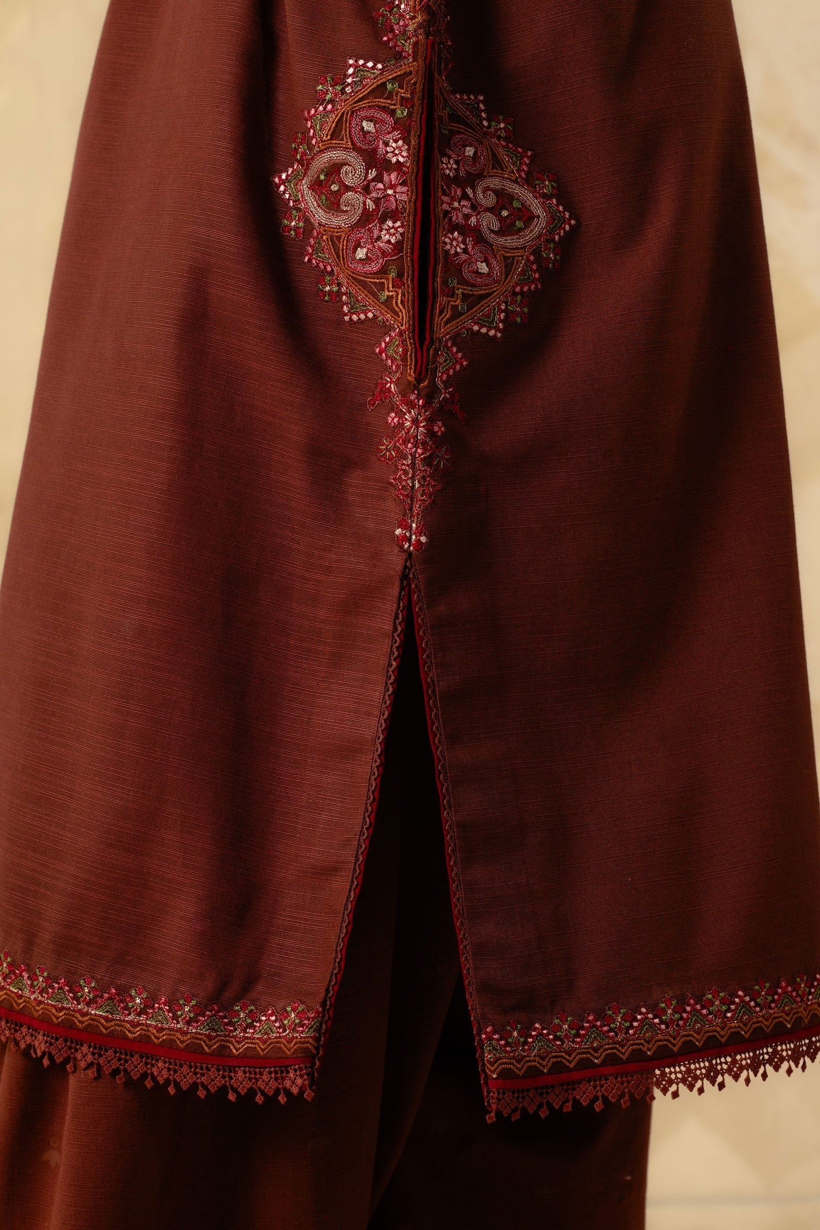 Coco by Zara Shahjahan Unstitched Embroidered Khaddar 3Pc Suit ZW23-8A