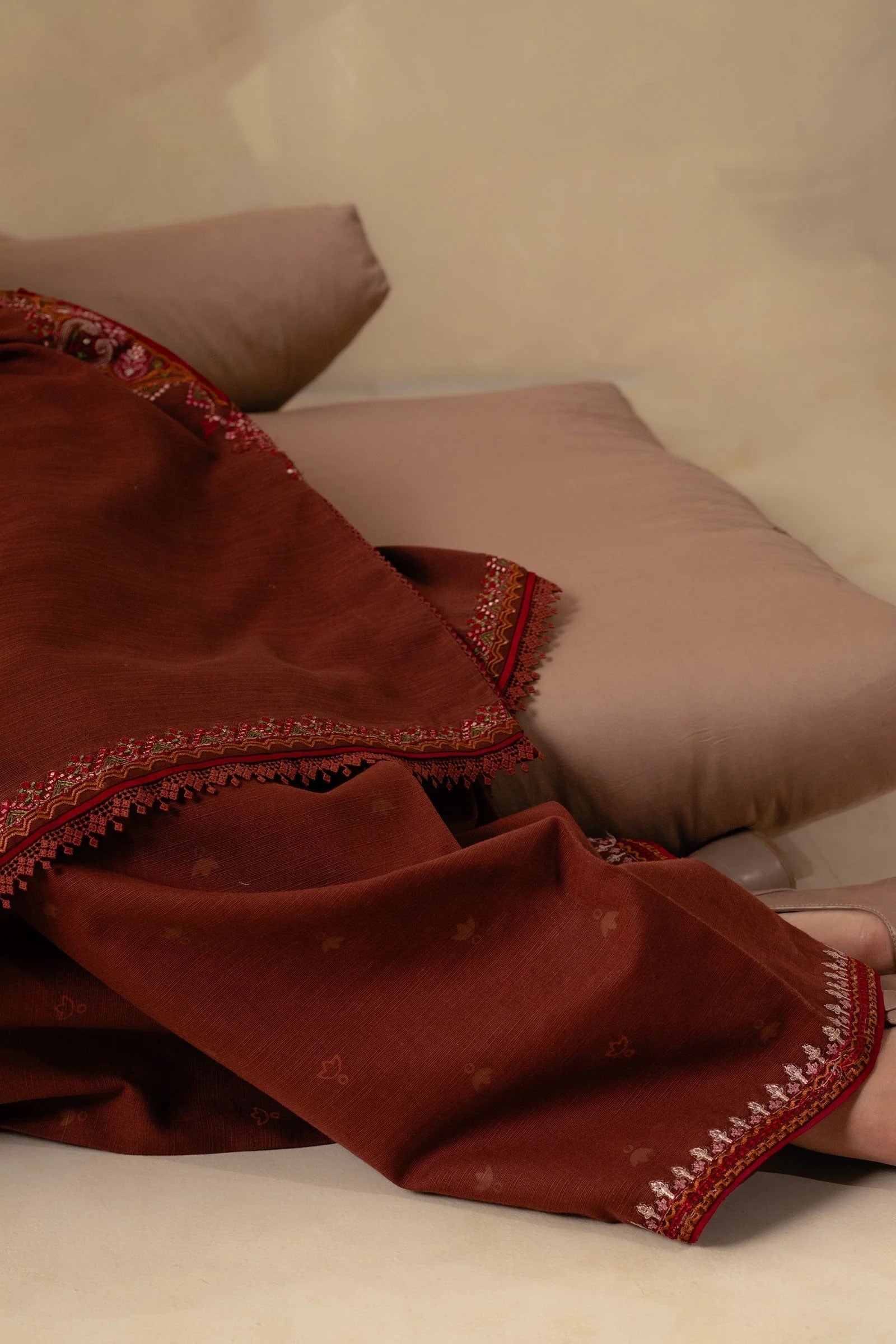 Coco by Zara Shahjahan Unstitched Embroidered Khaddar 3Pc Suit ZW23-8A