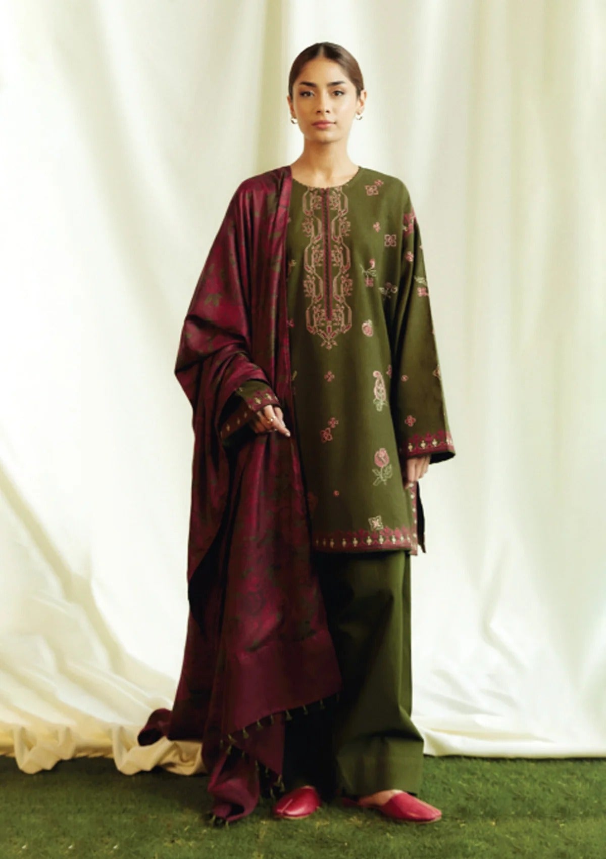 MFLN-1016 3PC DHANAK EMBROIDERED SUIT-PK-5746